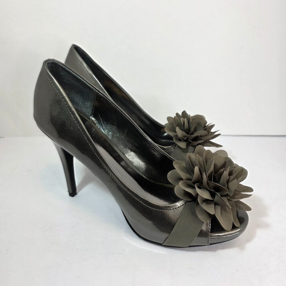 Carlos by Carlos Santana Cupcake Peep-toe Stiletto Pumps Metallic Pewter 9.5